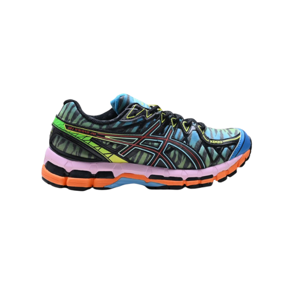 Wear Vista® Black Sneaker